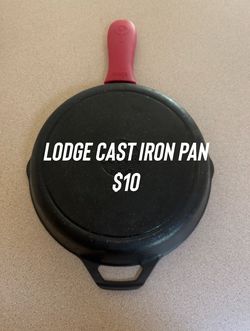 Lodge Cast Iron pan $10  Corrales
