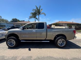 Nissan Titan V8 Lifted Pickup Truck