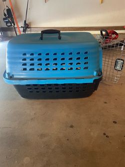 Traveling Pet Crate