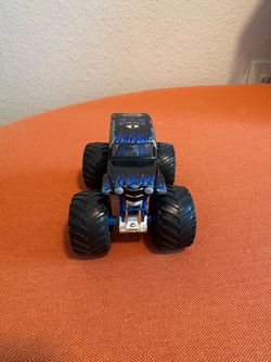 Monster truck