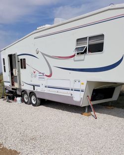 Cardinal 2003 5th Wheel Hitch