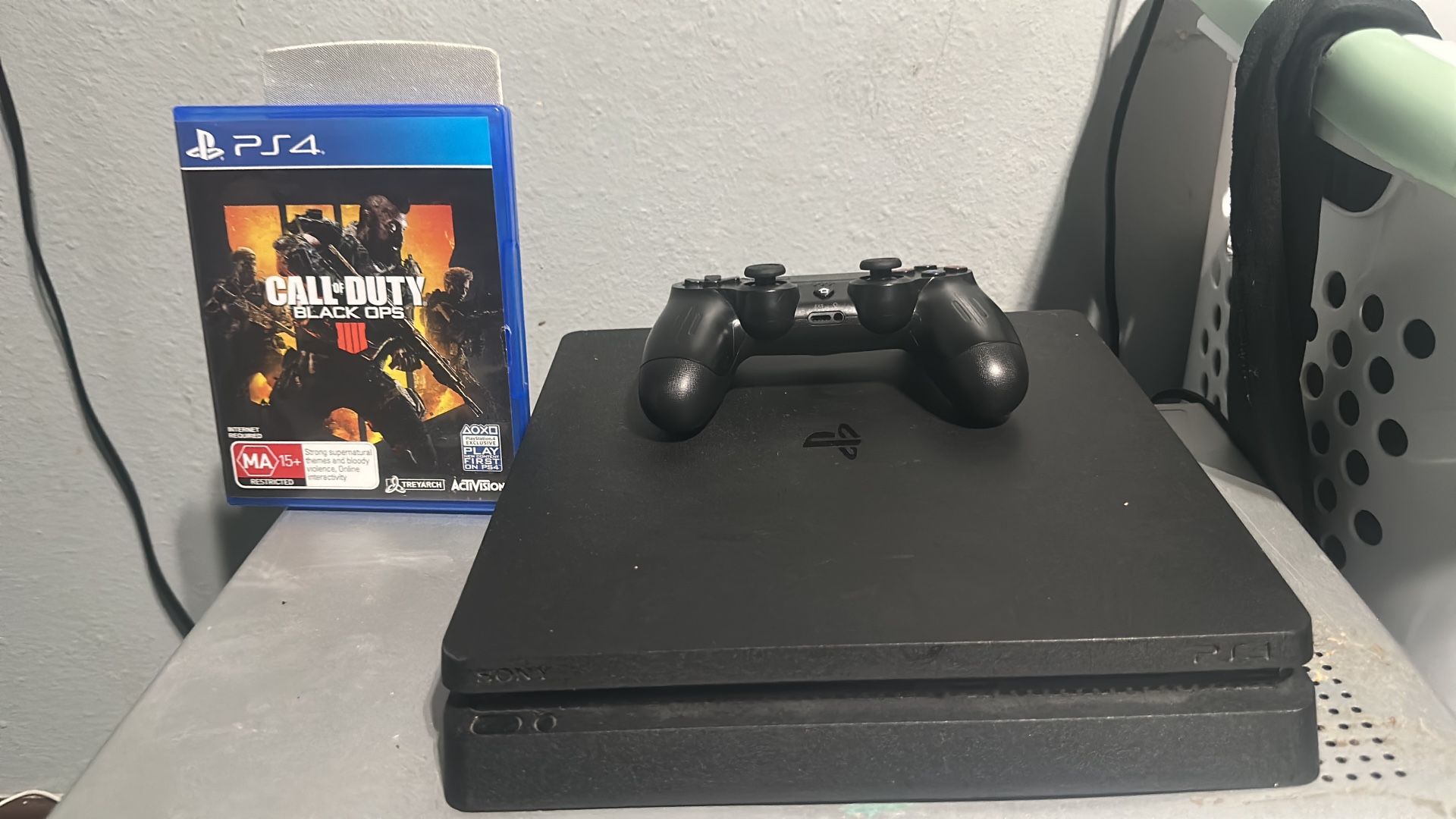 PS4 Slim
