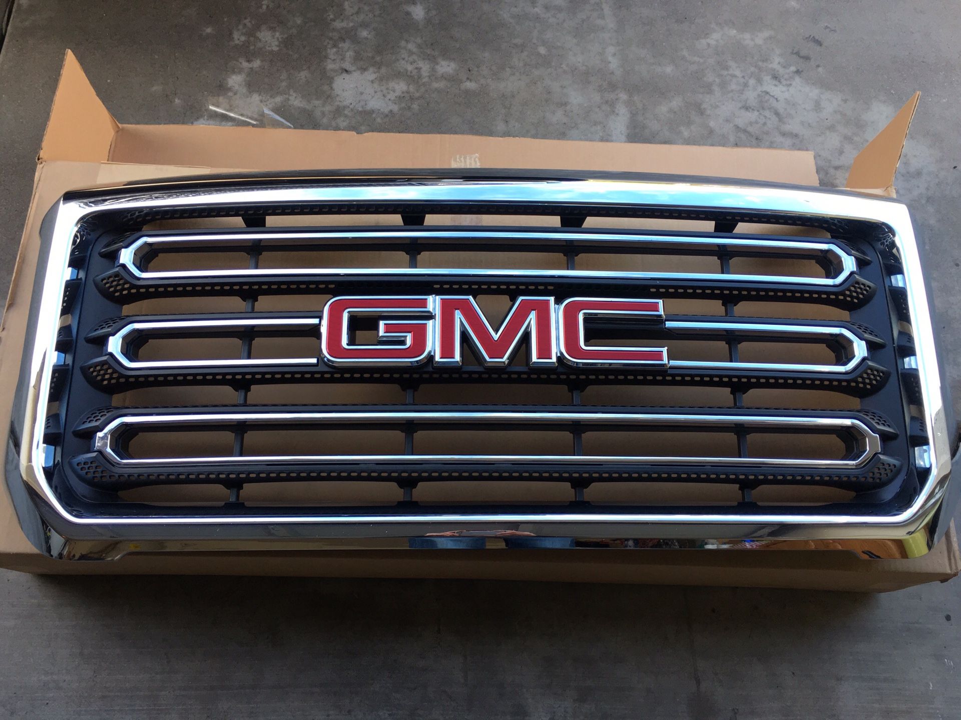 2015-2018 GMC Sierra 2500-3500 HD Front Grill