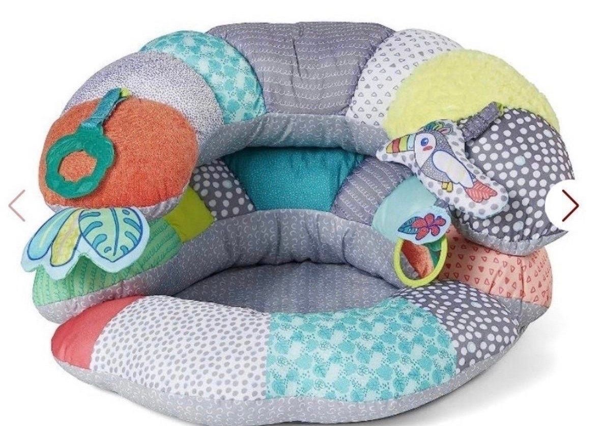 Infantino 2-In-1 Tummy Time & Seated Support - For Newborns And Older Babies, With Detachable Support Pillow And Toys, For Development Of Strong Head