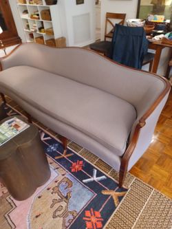 86" Federal Sheraton Sofa Vintage