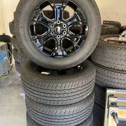 Brand new Ford F150 Black wheels 275/60R20