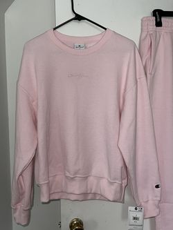 Woman’s Champion Outfit
