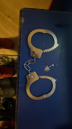 Handcuffs for kids