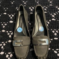 Calvin Klein Flats 7 1/2