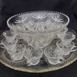 Gorgeous Glass Punch Bowl 12 Cups Tray