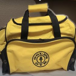 Gold’s Gym Bag - Extra That Need To Go… Brand New… $35  Probably A Collectors Item !! 👍🏼💯