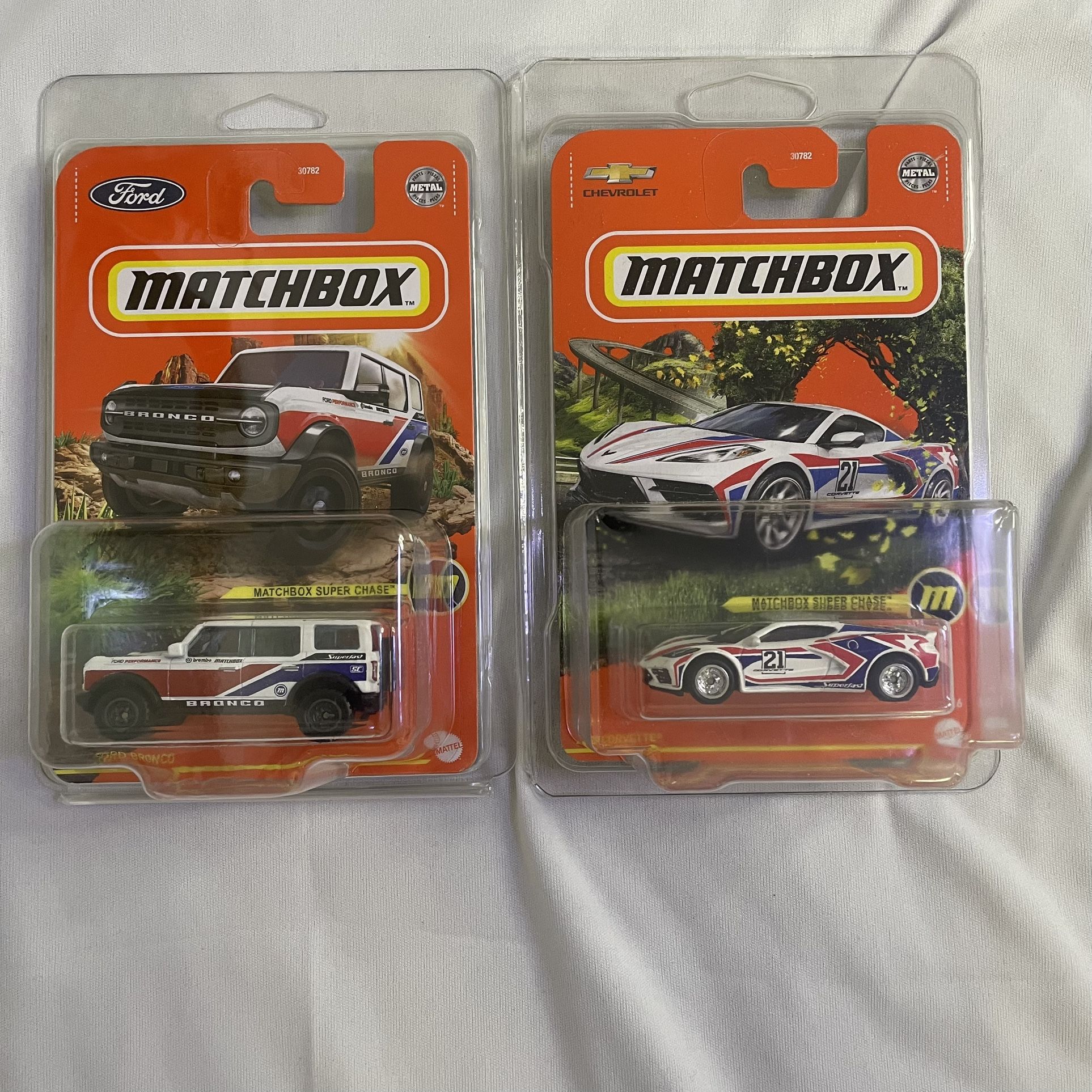 Matchbox Chase Cars (bronco, Corvette)