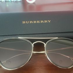 Burberry sunglasses 