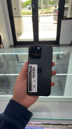 iPhone 16 Pro Max 512GB (Unlocked)
