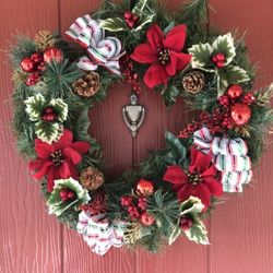 CHRISTMAS DECORE