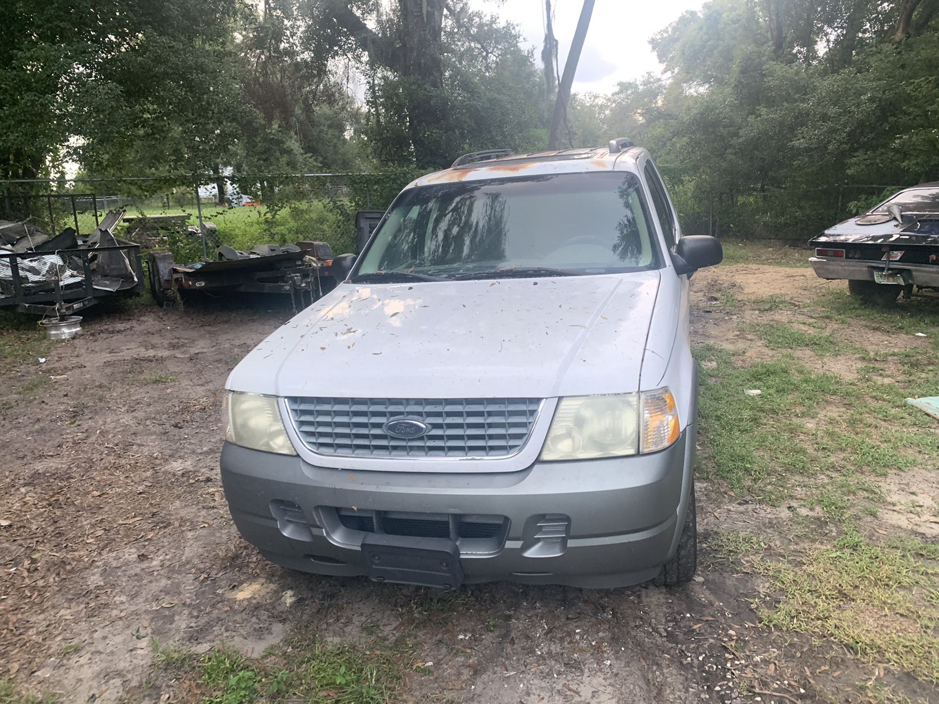 2002Ford Explorer Parts or Whole Truck
