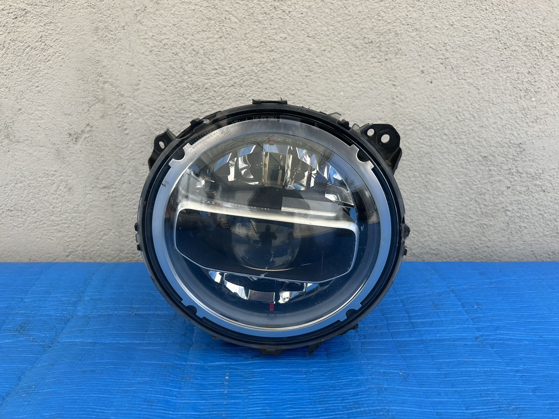 2018-2022 Jeep Wrangler JL Gladiator JT Passenger LED Headlight