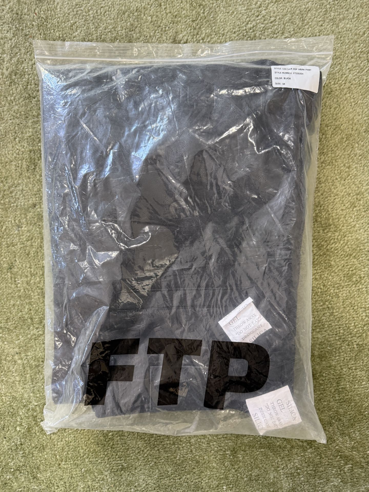 FTP LEATHER PANTS SIZE 34