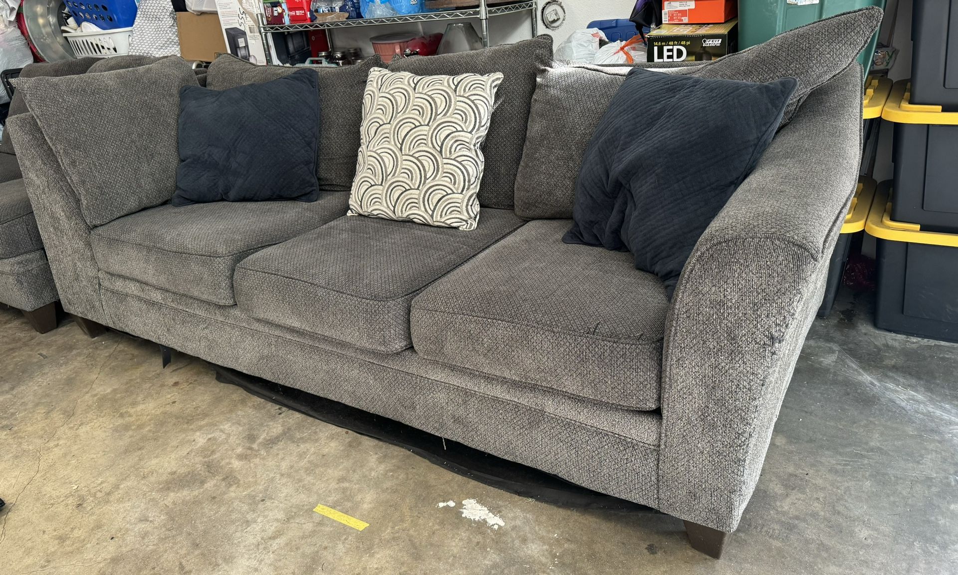 Sofa Free