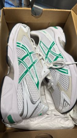 ASICS Size 71/2