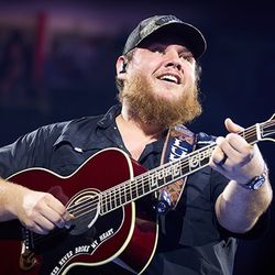 2 Day Luke Combs Tickets August 2nd Paycor Stadium 