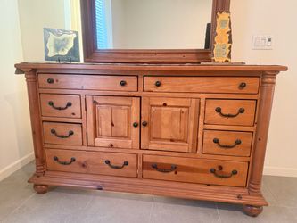 Almost new brand new solid dressing table