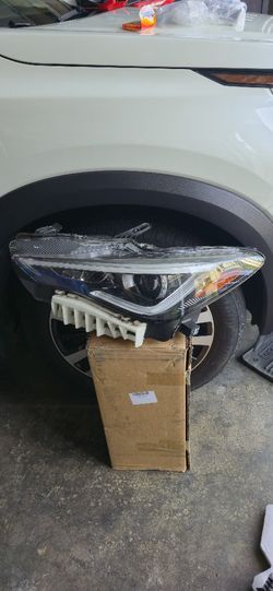 2018 Q60 Red Sport Headlights