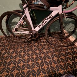 Throne Fixie Bike 