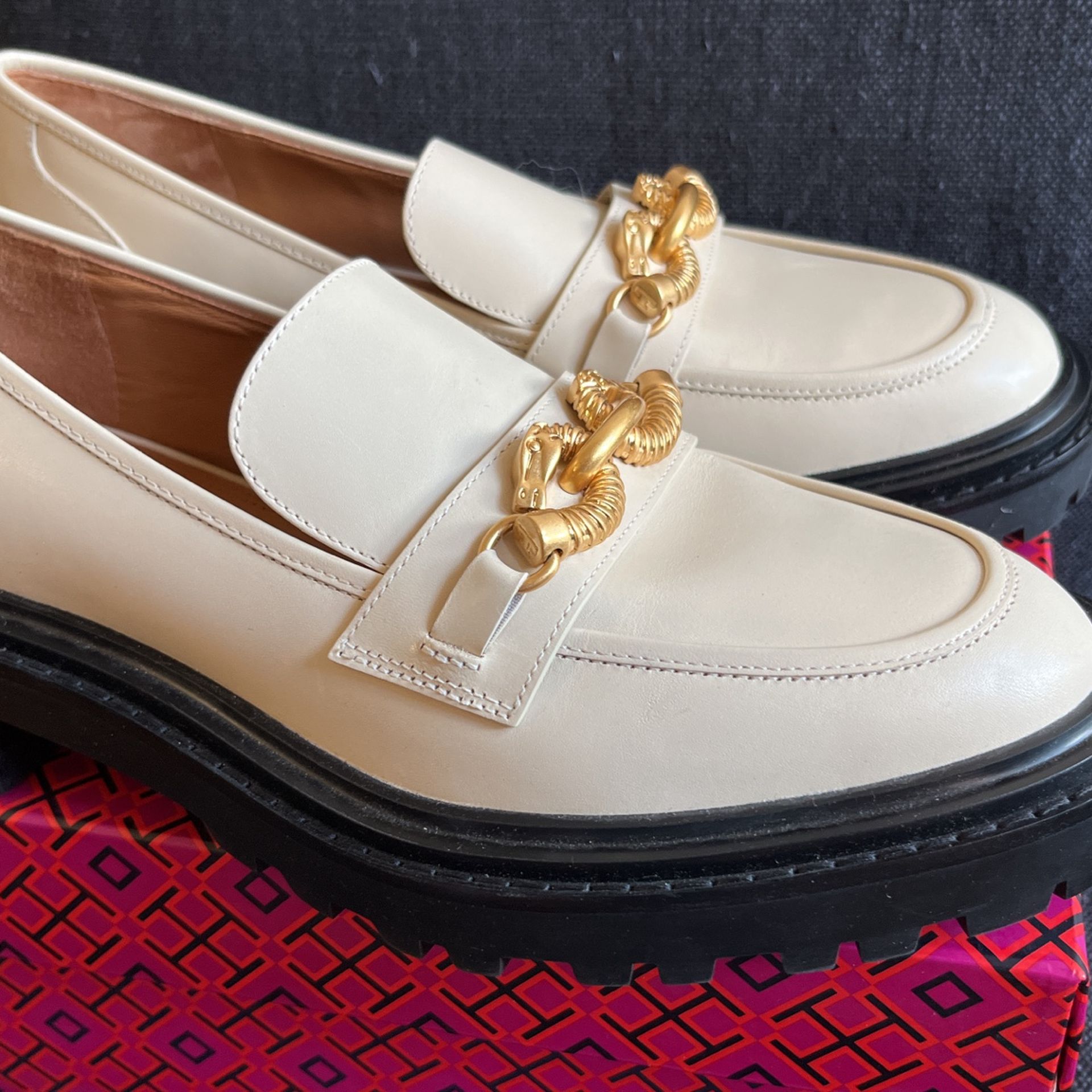 Tory Burch - Jessa Lug Sole Loafer for Sale in Silver Spring, MD - OfferUp