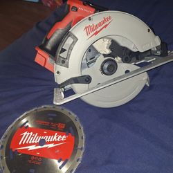 Milwaukee M18 Brushless 7-1/4 Circular Saw 