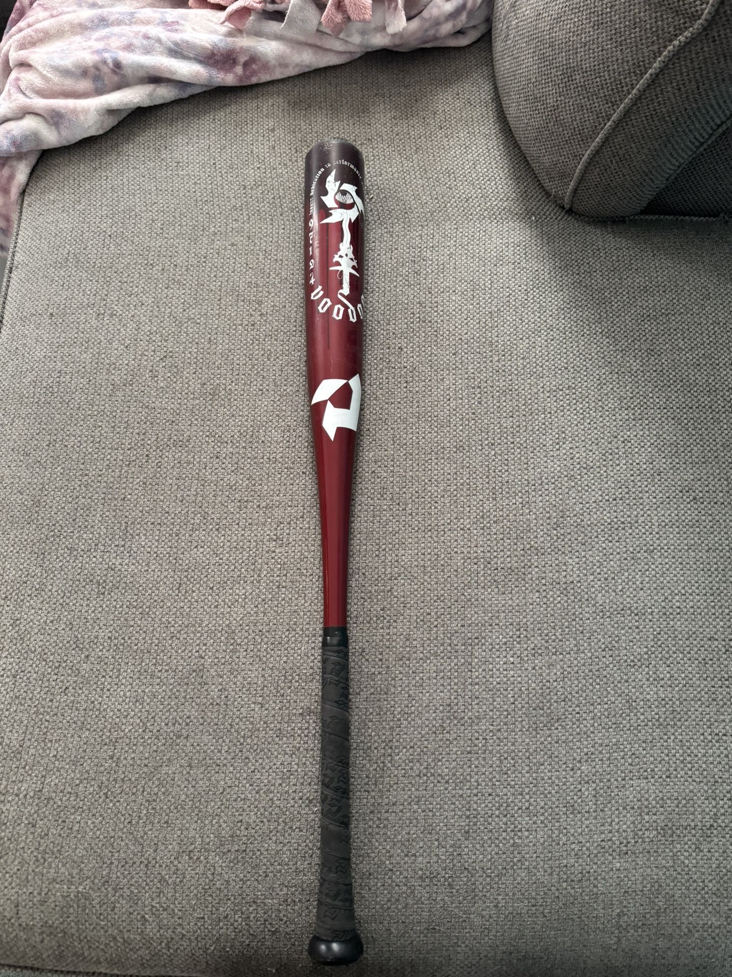 2025 DeMarini Voodoo BBCOR 31/28