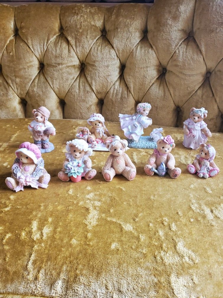 Lot Of 10 Cherished Teddies Collectibles 