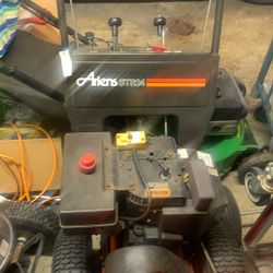 Ariens St824 8HP  2 Stage Snowblower 