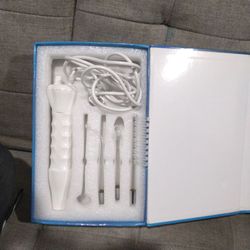 High frequency wand for skin care and scalp care, includes 3 wand attachments