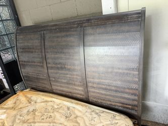 Queen Size Bed With Mattress Set