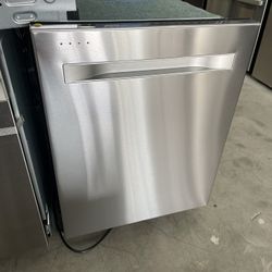Midea Dishwasher In Stainless Steel 