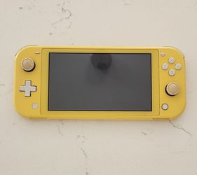 Yellow nintendo switch lite