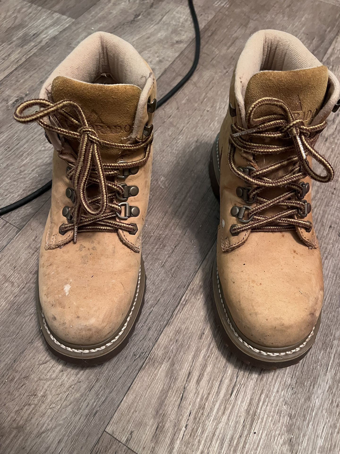 Men’s Colorado Work Boots Size 9.5