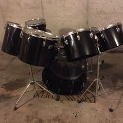 LUDWIG Black Power Factory 8 Piece Drum Set Plus