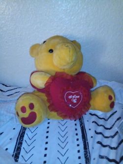 VALENTINES BEAR PLUSHIE/ OSO SAN VALENTÍN