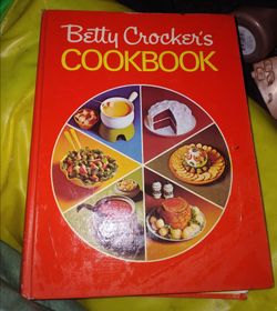 🍲🍴🥧 1973 Betty Crocker cookbook