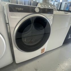 Whirlpool 7.4 cu. ft. vented Front Load Gas Dryer in White with Steam Capabilities