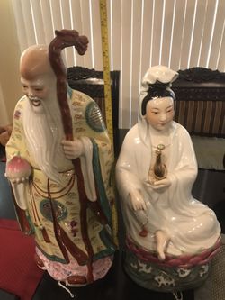 Handpainted Chinese statue set
