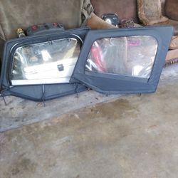 2010 Jeep soft top windows driver and passenger  side brand new 225obo Pick Up Only 