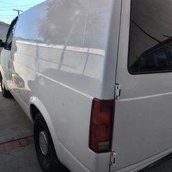 Chevy Astro 95 FOR PARTS!!