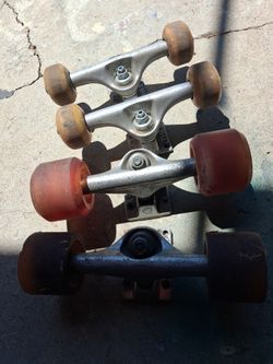 Skateboard trucks