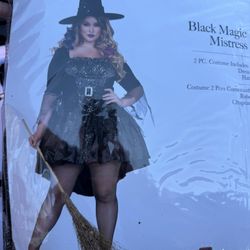 Costume