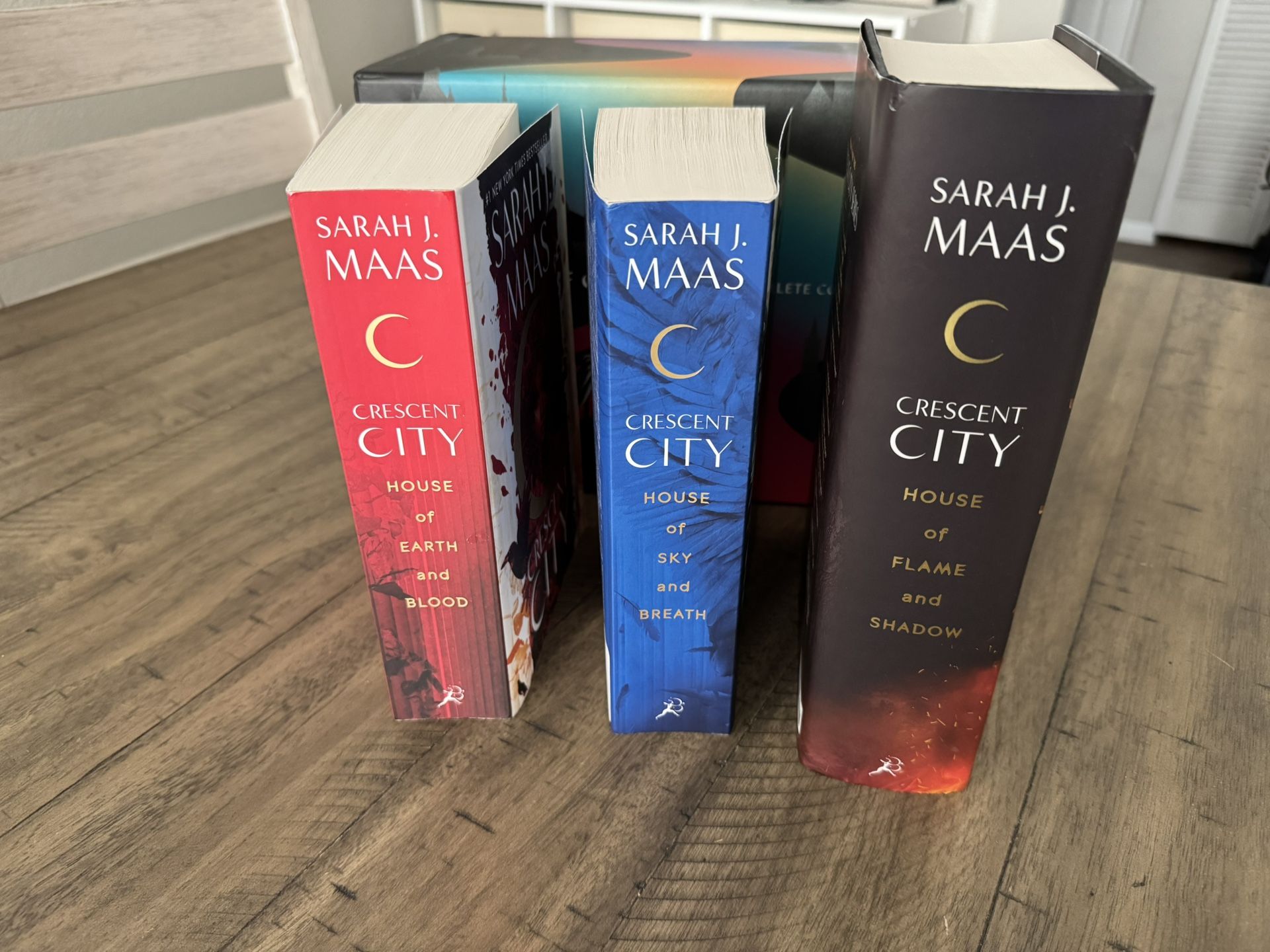 Sarah J Maas Crescent City Series