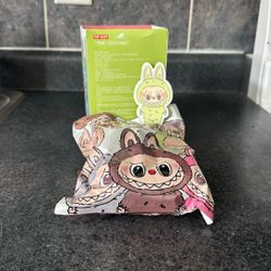 Labubu Pop mart 