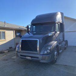 2011 Volvo Vnl